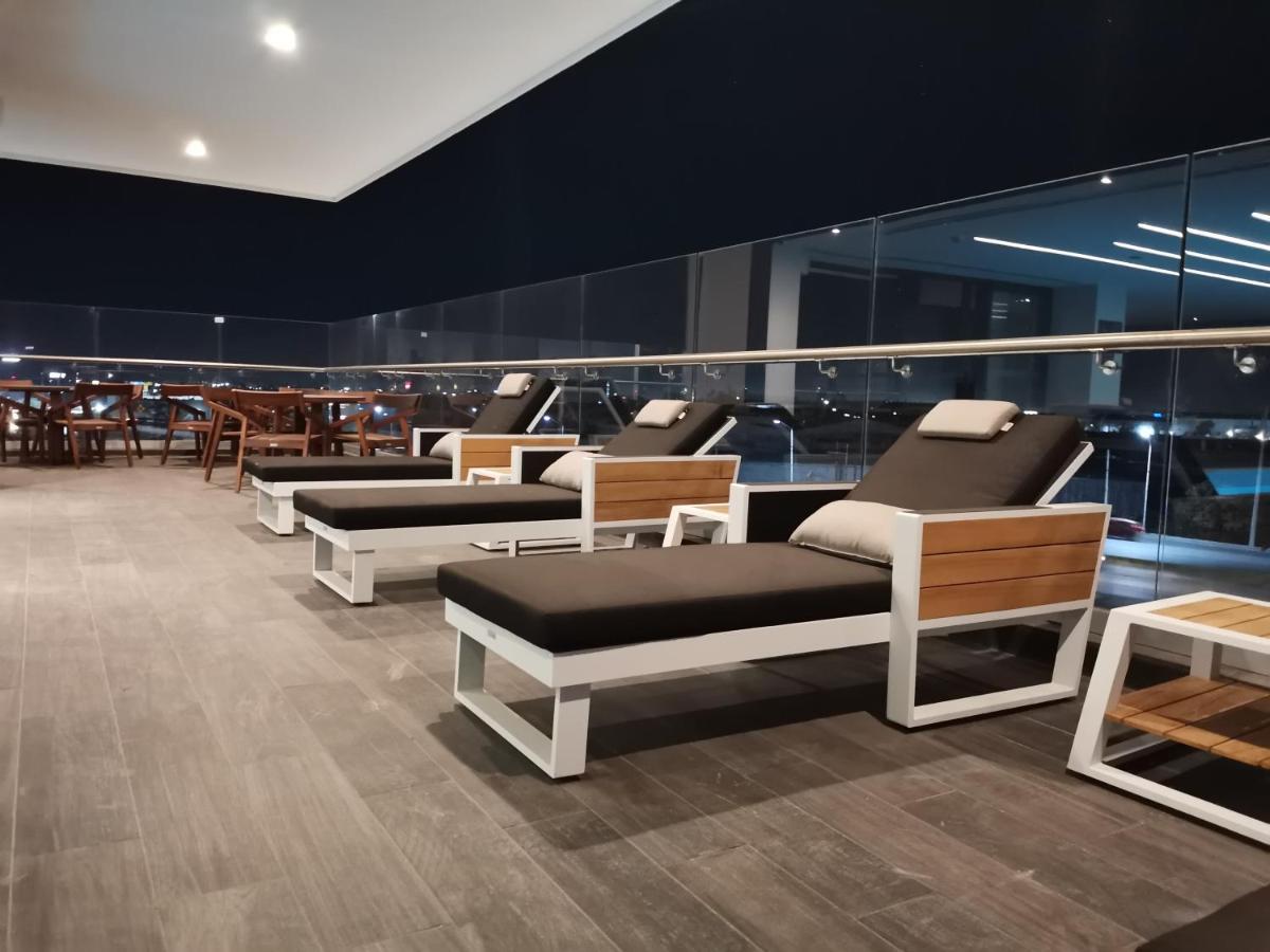 Ramada Encore By Wyndham Monterrey Apodaca Zona Aeropuerto Εξωτερικό φωτογραφία